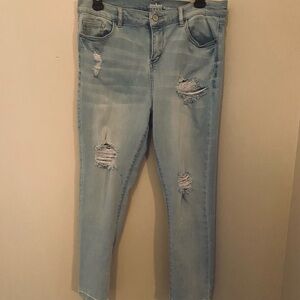 Soho Light Blue Distressed Ankle Jeans